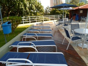 mobiliario-piscina-11